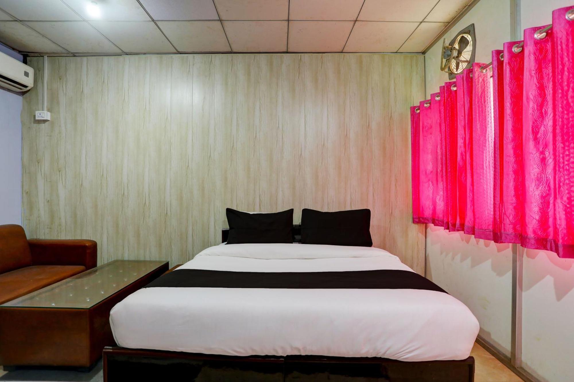 Collection O Harsh Hotel & Restaurant Bhiwadi Exterior foto